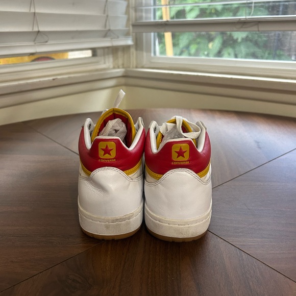 Converse - Picture 2 of 6